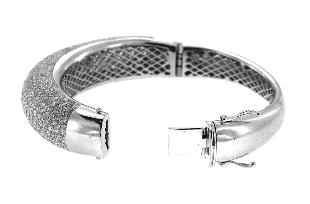 14K White Gold Diamond Bangle With Round Cut Diamonds 20.00CT