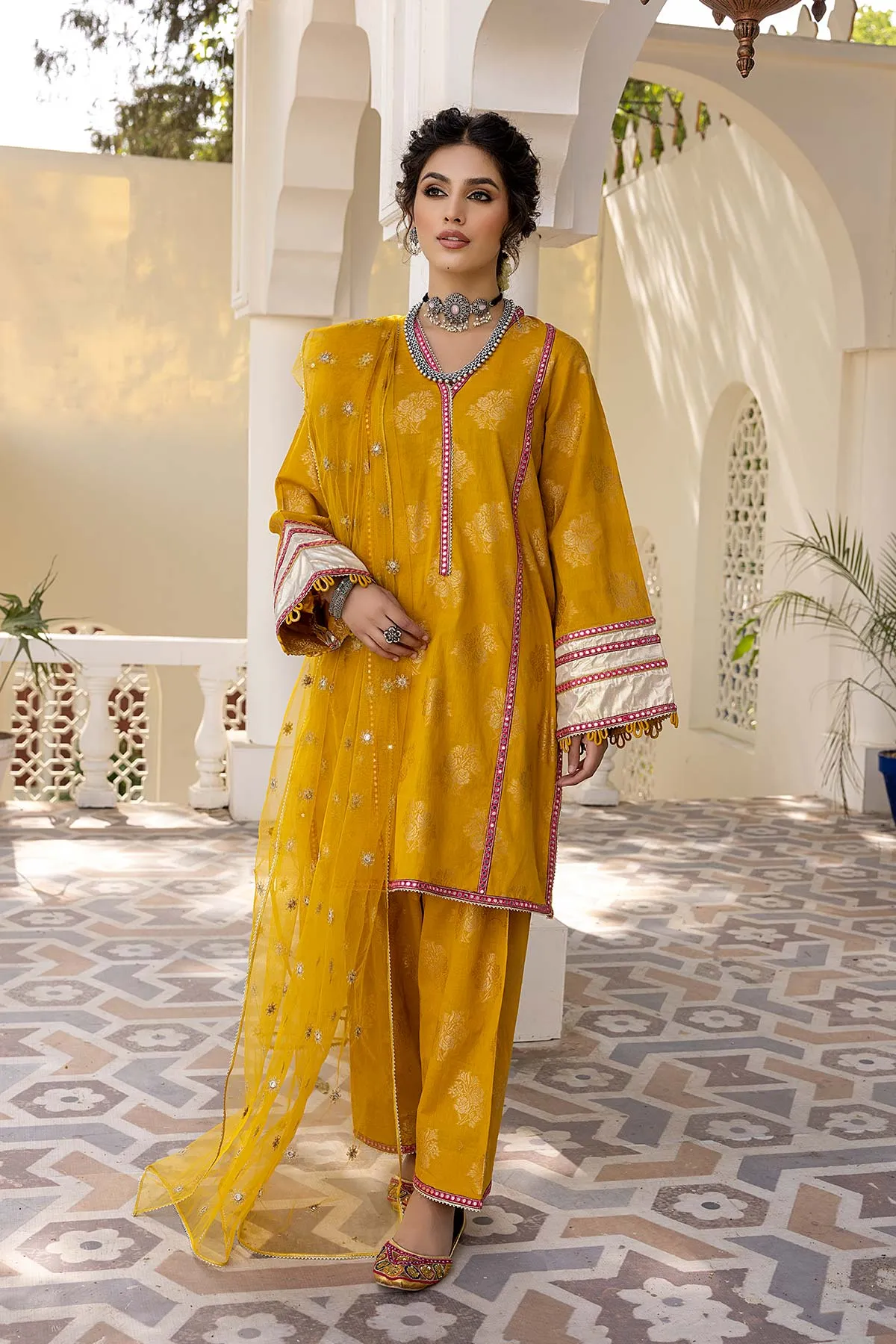 3 Pc Embroidered  Brosha With Embroidered Net Dupatta and Lawn Shalwar CNP22-64