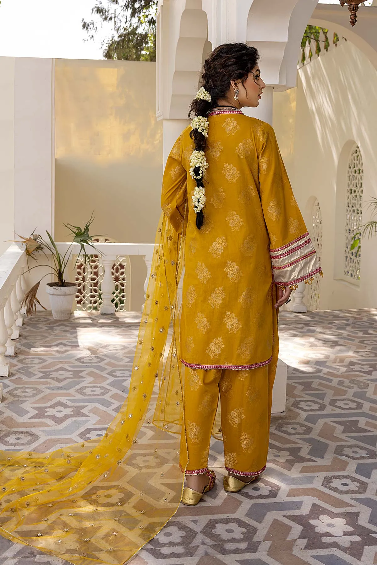 3 Pc Embroidered  Brosha With Embroidered Net Dupatta and Lawn Shalwar CNP22-64