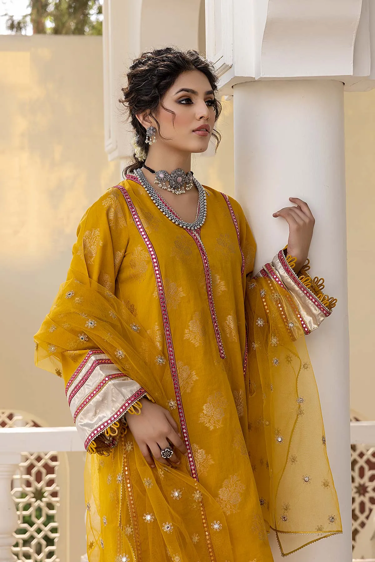 3 Pc Embroidered  Brosha With Embroidered Net Dupatta and Lawn Shalwar CNP22-64