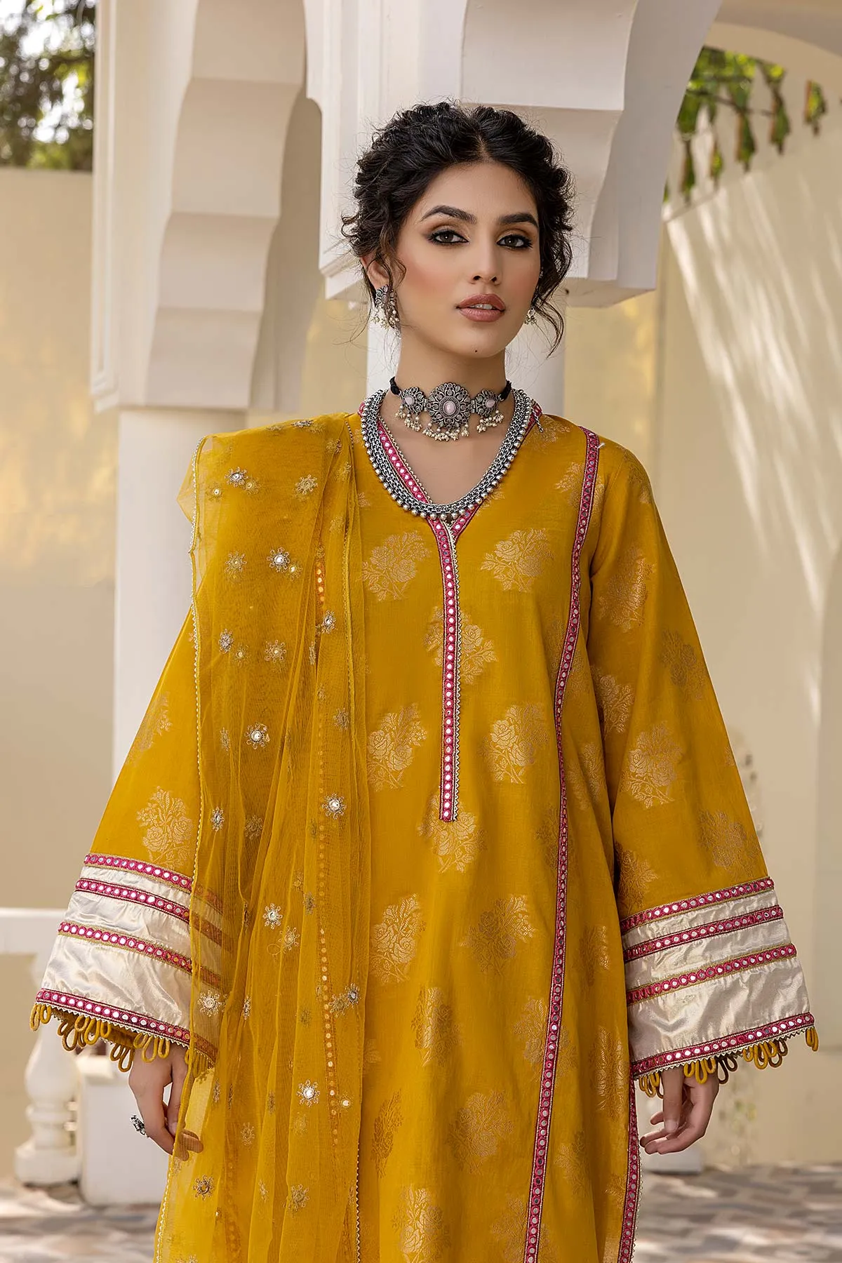 3 Pc Embroidered  Brosha With Embroidered Net Dupatta and Lawn Shalwar CNP22-64