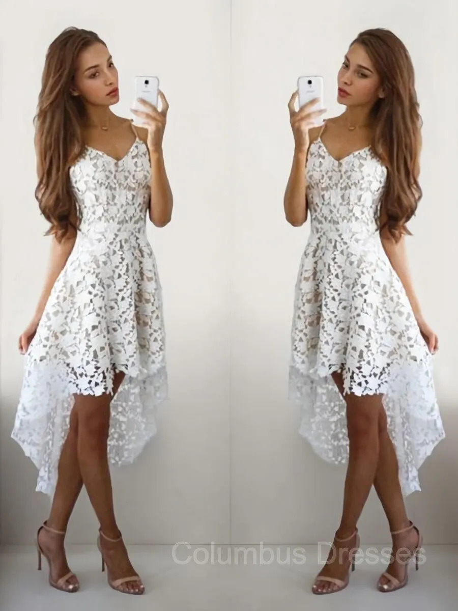 A-Line/Princess V-neck Short/Mini Lace Homecoming Dresses