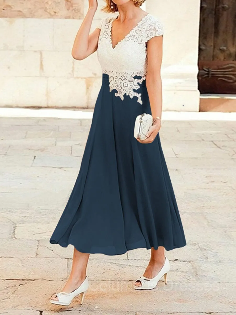 A-Line/Princess V-neck Tea-Length Chiffon Mother of the Bride Dresses With Lace Applique