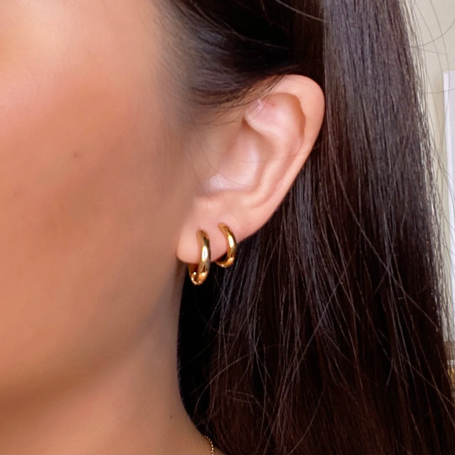 Bold Seamless Ear Hugger Hoop Earrings