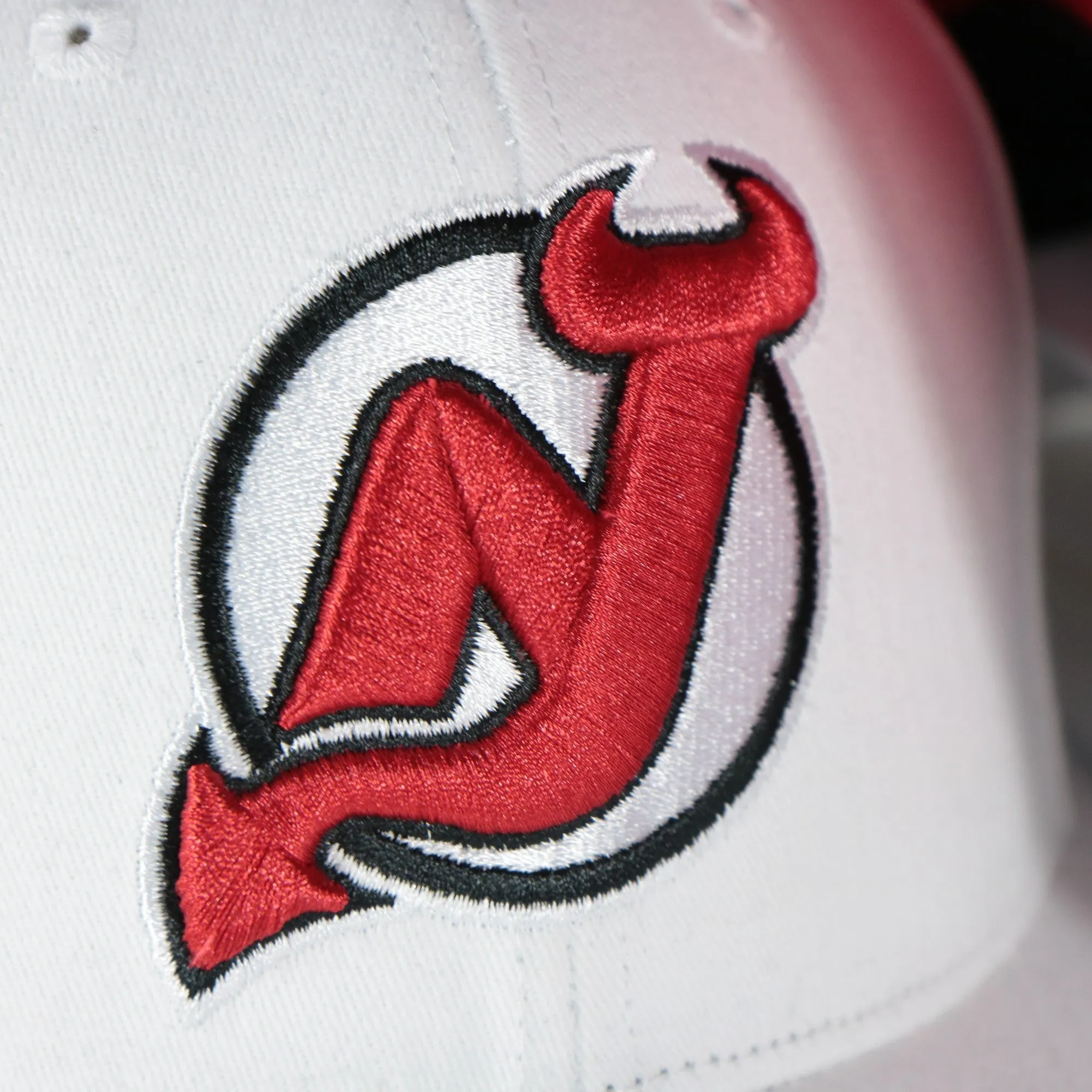 New Jersey Devils NHL All in Pro Red Bottom | White Snapback Hat