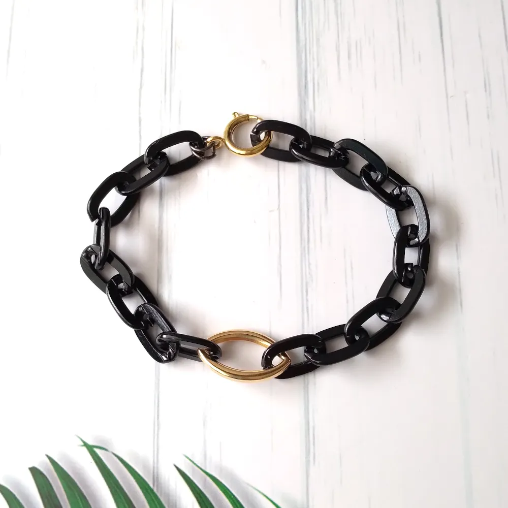 Noir Marquis Paperclip Bracelet