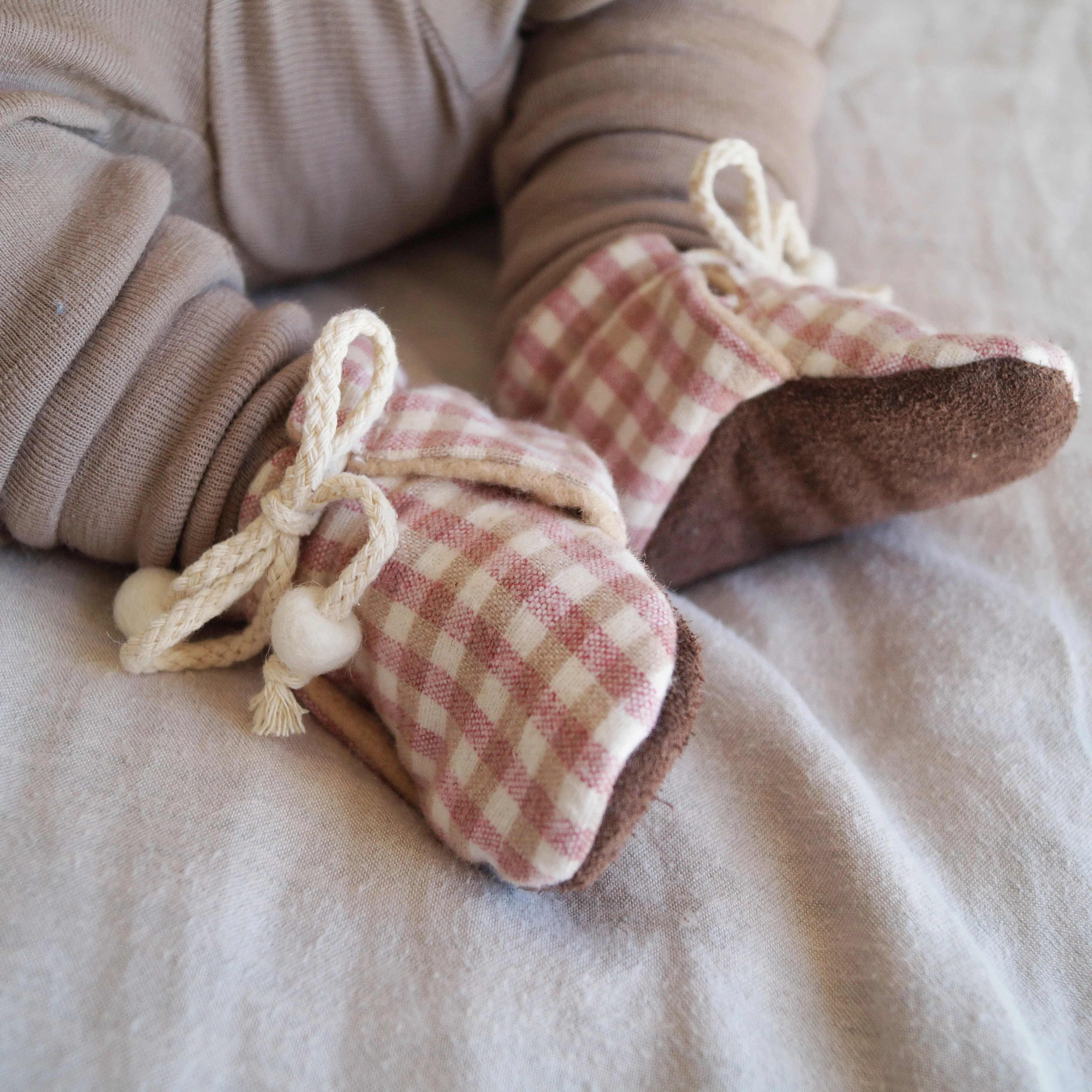 Organic Stay-On Booties - 3 colours