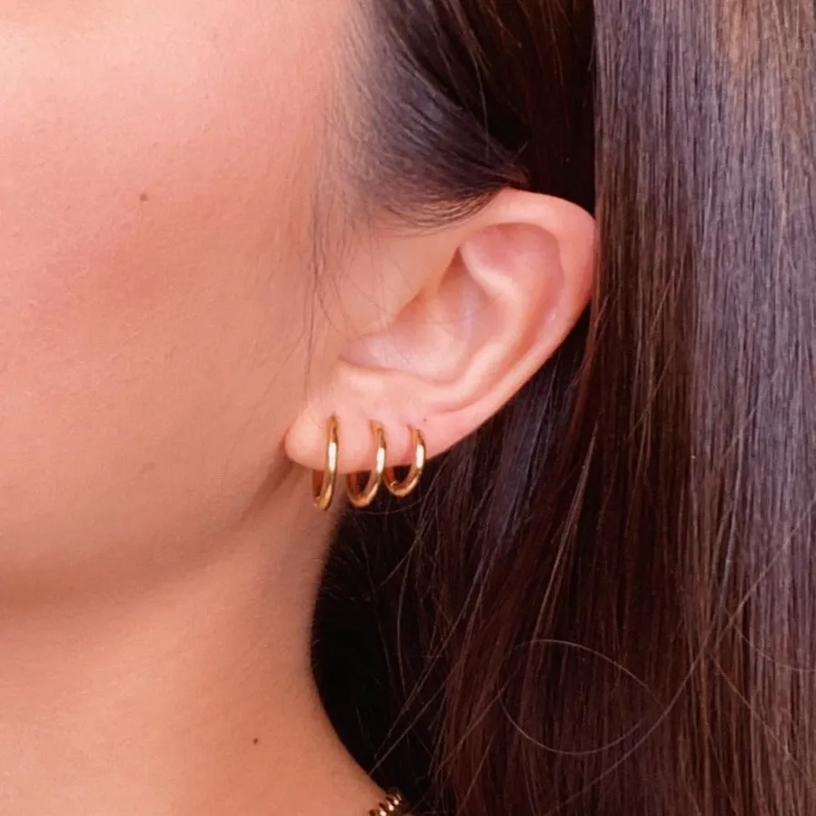 Petite Seamless Ear Hugger Hoop Earrings