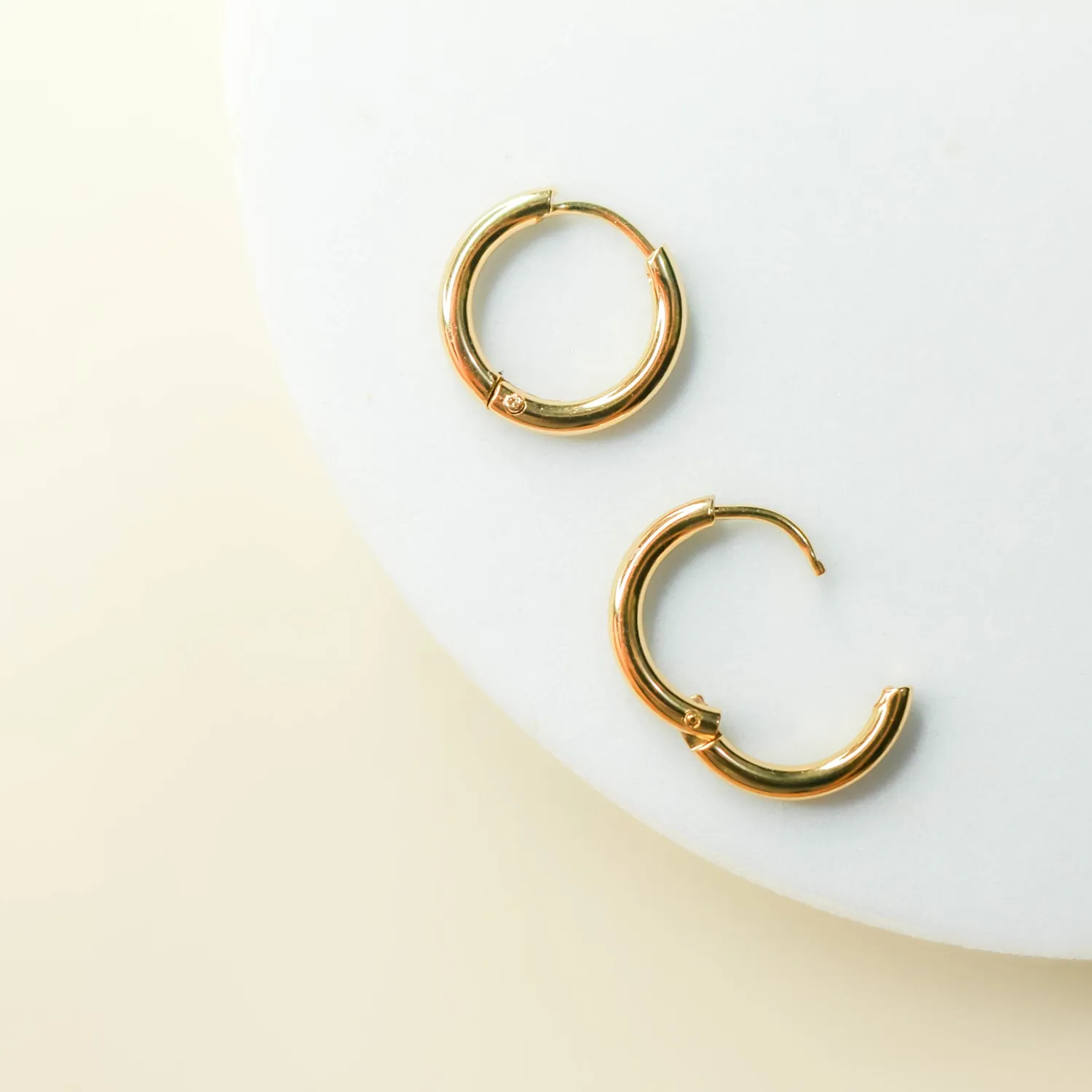 Petite Seamless Ear Hugger Hoop Earrings