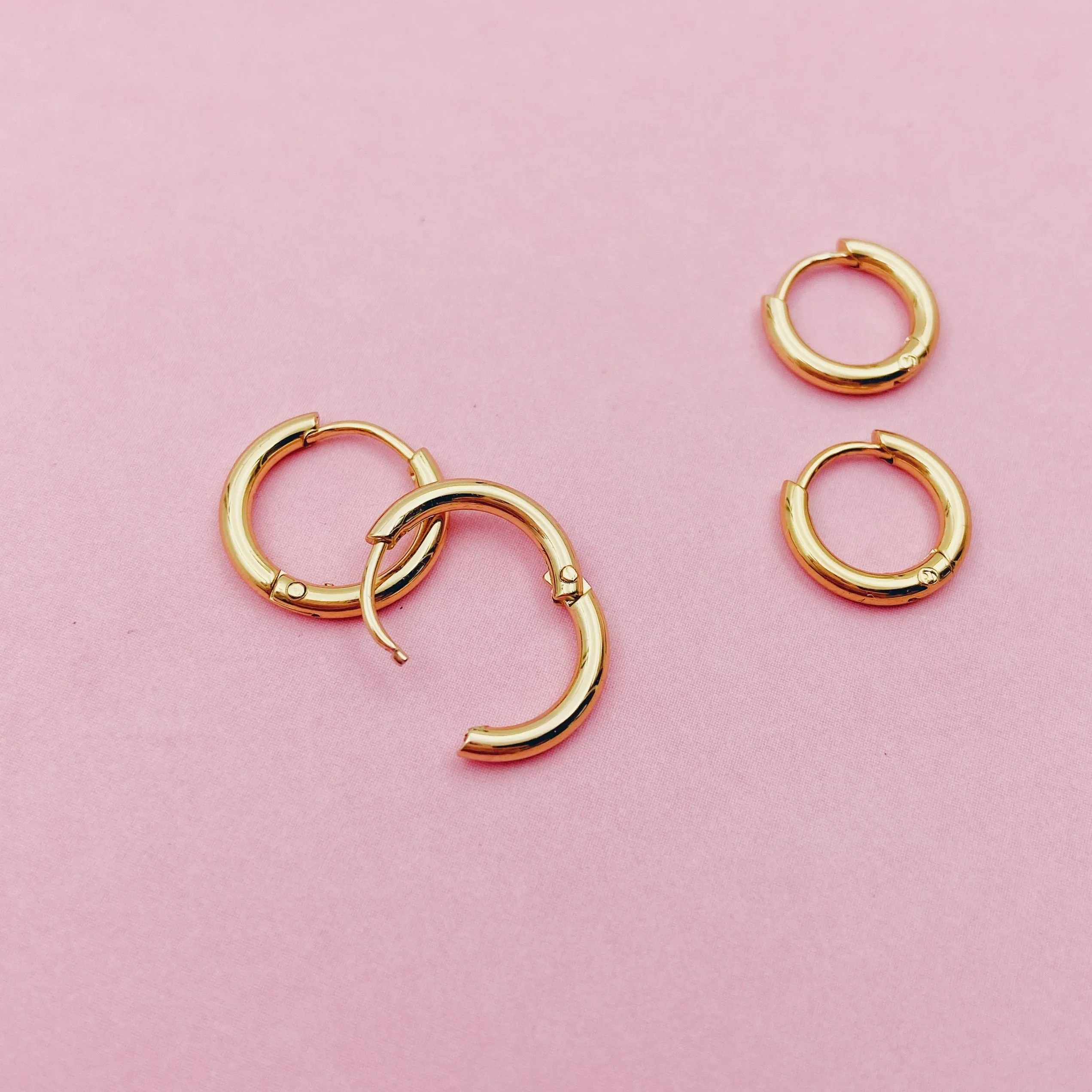 Petite Seamless Ear Hugger Hoop Earrings