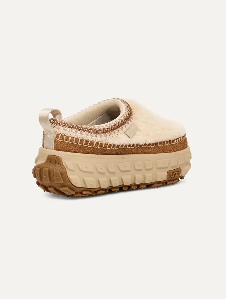 UGG Venture Daze Cozy Slide