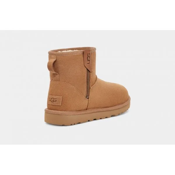 UGG Womens Classic Mini Bailey Zip in Chestnut